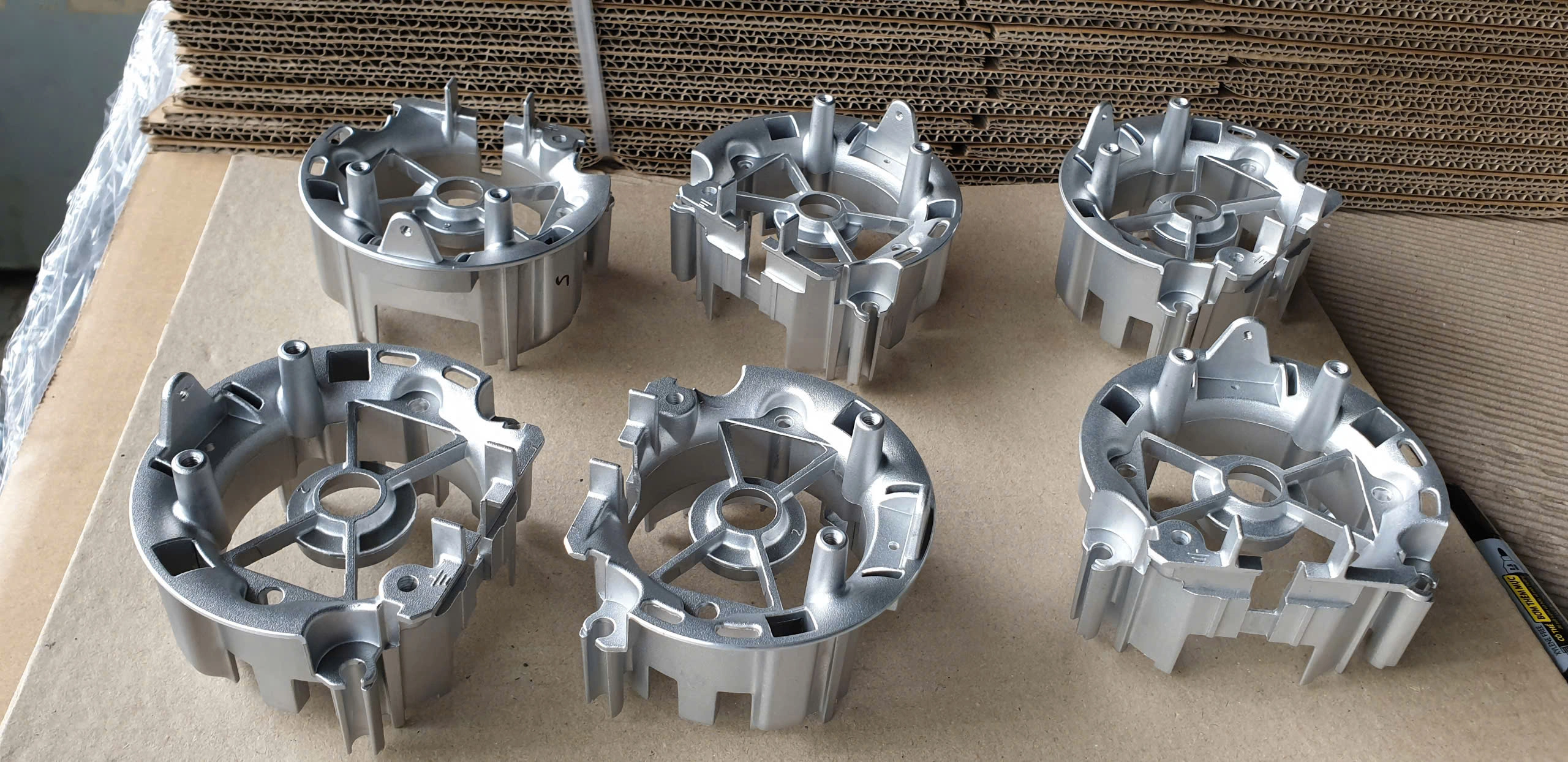 Hóa chất Cromat trên nhôm/Chromating chemicals for aluminium